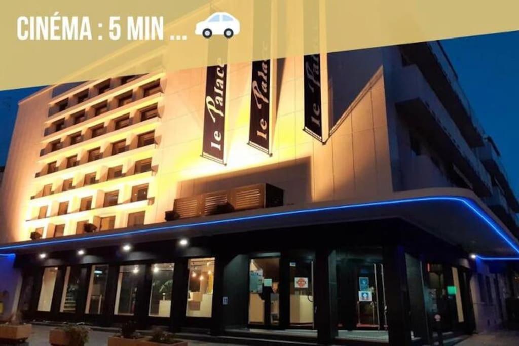 - Centre-ville - Parking *